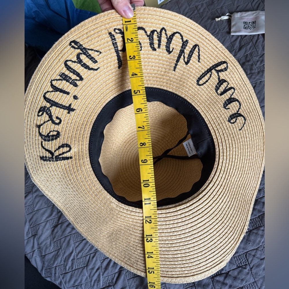 Stylish Tan Sun Hat with Black Band - Picture 3 of 3